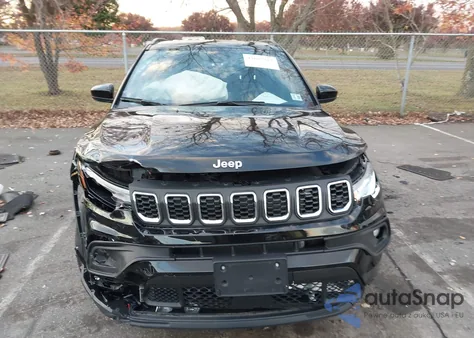 2024 Jeep Compass Latitude Lux Fwd z USA, uszkodzony, nr VIN 3C4NJDFN6RT128465